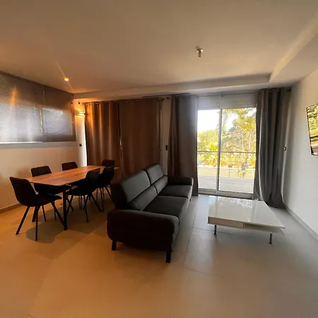 House Prestige